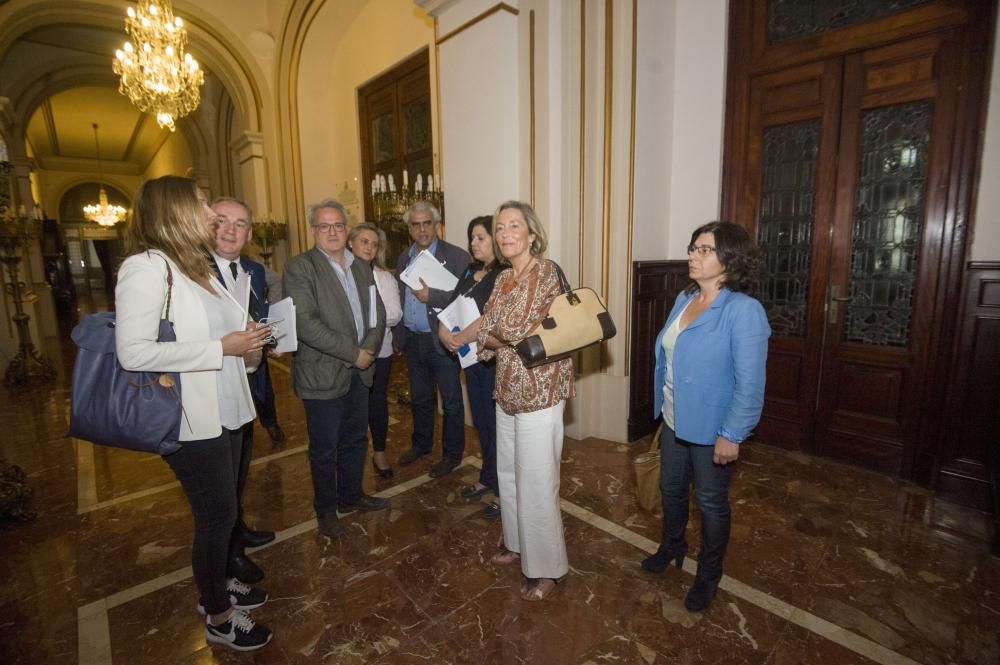 El pleno de A Coruña da luz verde a la renta socia