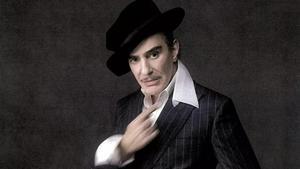 El diseñador Galliano.