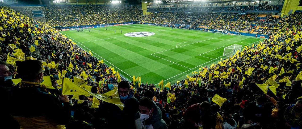 Panorámica del Estadio de la Cerámica en el Villarreal-Juventus (ida de los octavos de final de la Champions).