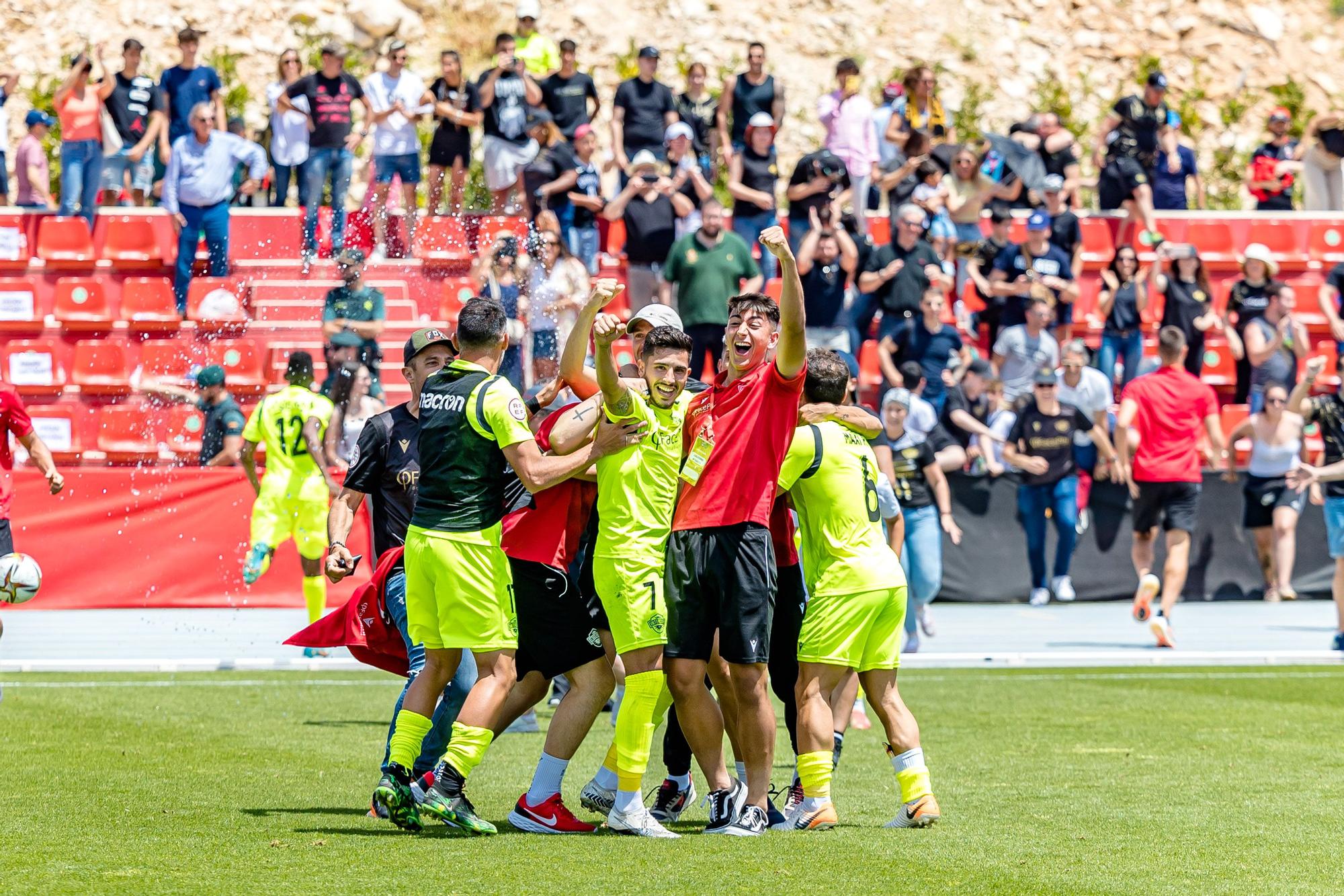 Un empate valía al Intercity en La Nucía para lograr el ascenso directo a Primera RFEF como campeón del grupo 5 de Segunda RFEF. Y un punto lograron los hombres dirigidos por Gustavo Siviero, en un ejercicio de resistencia y orden defensivo