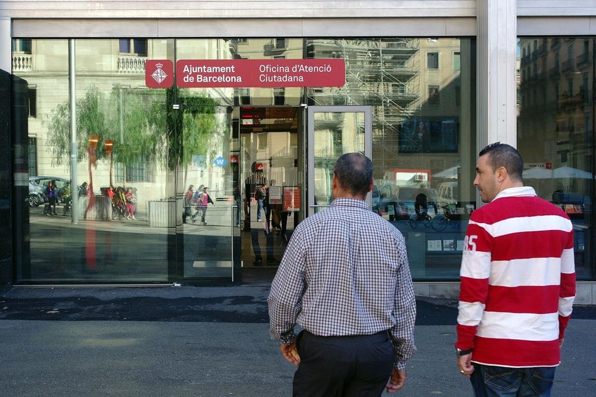 Una Oficina de Atención al Ciudadano (OAC) del Ayuntamiento de Barcelona
