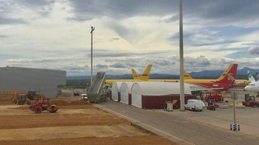 El aeropuerto de Castelló amplia la plataforma para dar respuesta al incremento de la actividad