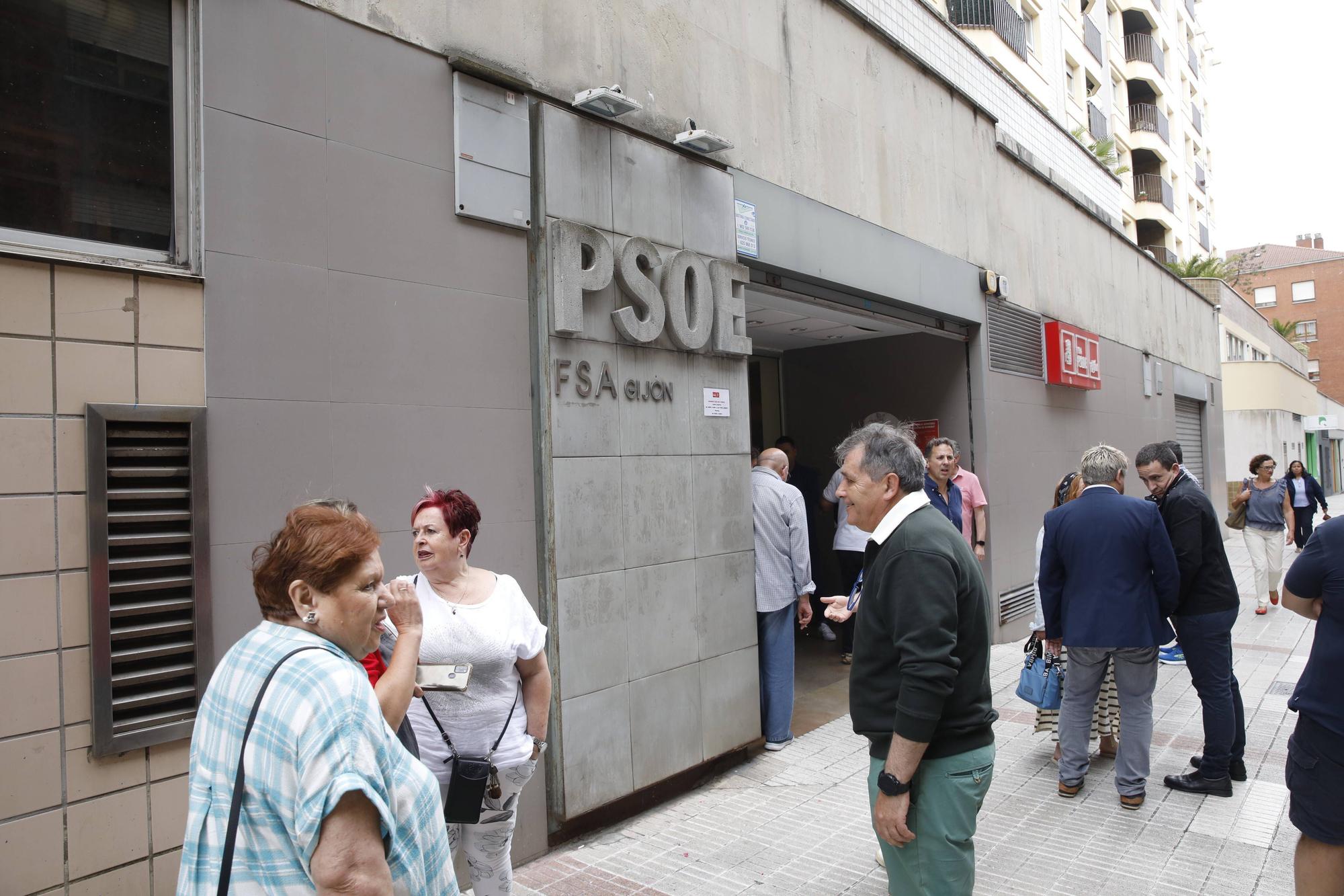 En imágenes: El PSOE pide transparencia en las negociaciones que tengan Foro, PP y Vox para la Alcaldía de Gijón