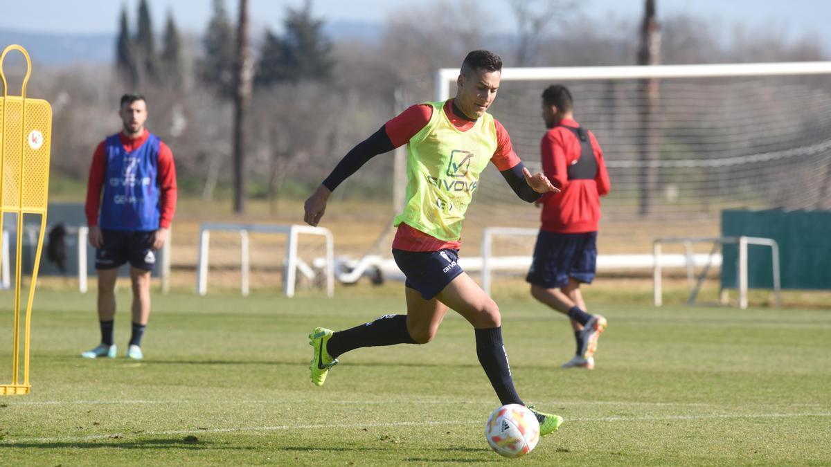 Antonio Caballero, en un entrenamiento del Córdoba CF.