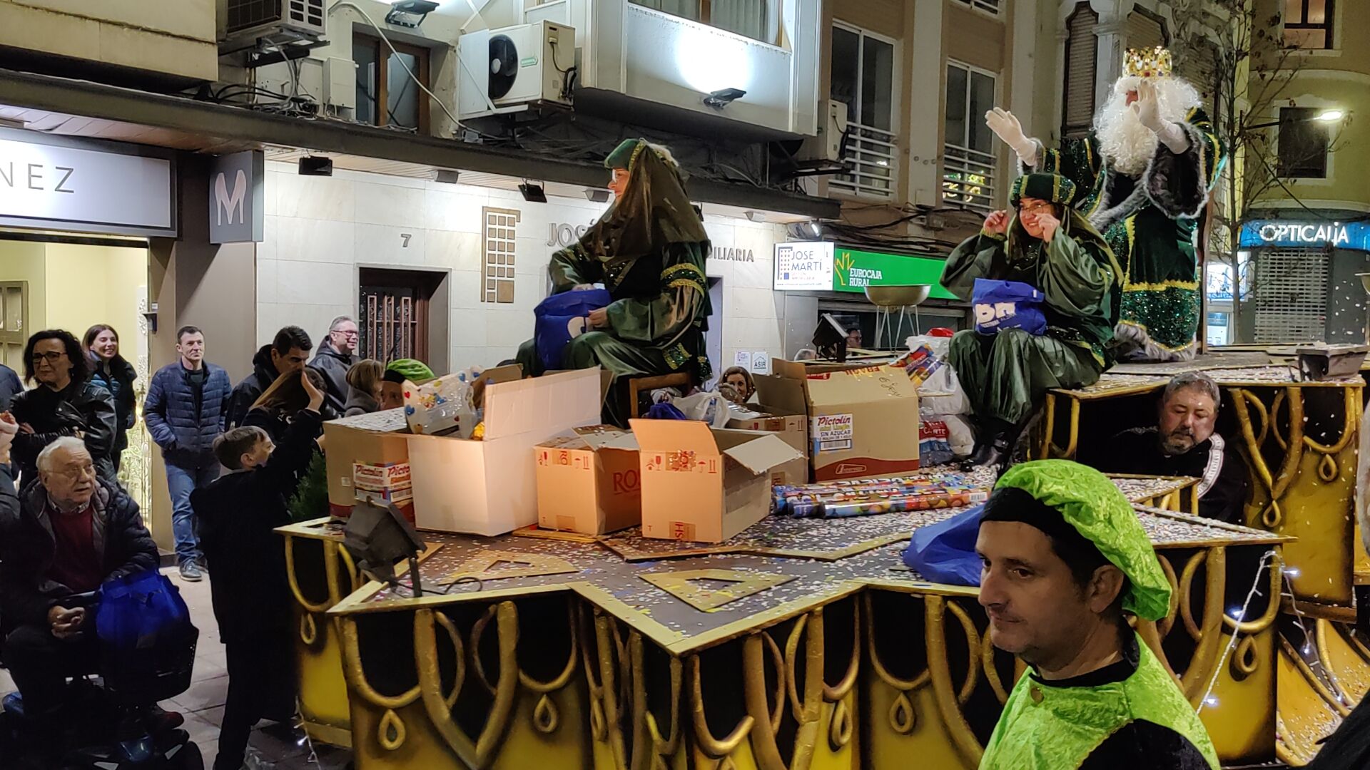 Así ha sido el paso de los Reyes Magos por la Ribera