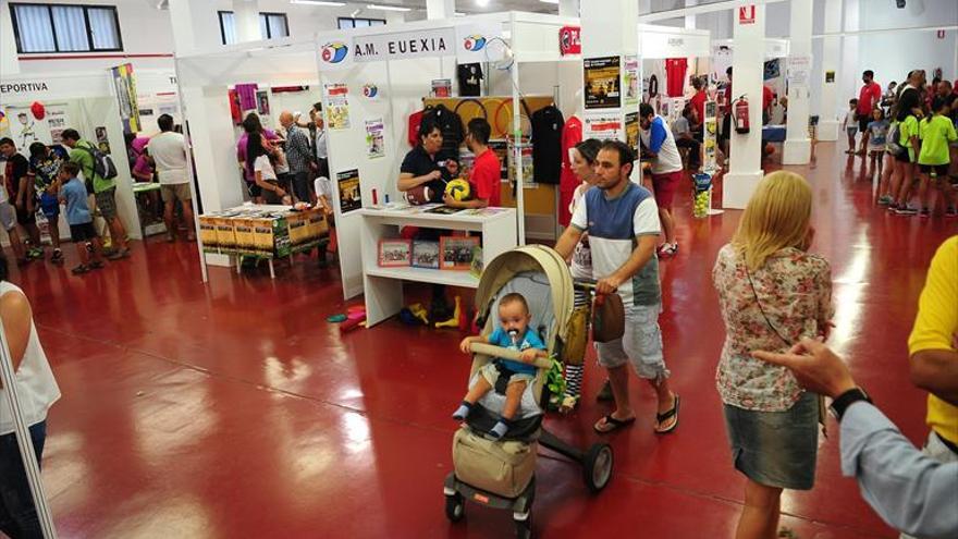 Más de 50 clubes, asociaciones y exhibiciones, en la feria deportiva