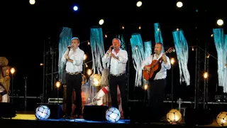'El meu avi' es canta a les havaneres de Calella de Palafrugell després d'una sonora xiulada i mocadorada