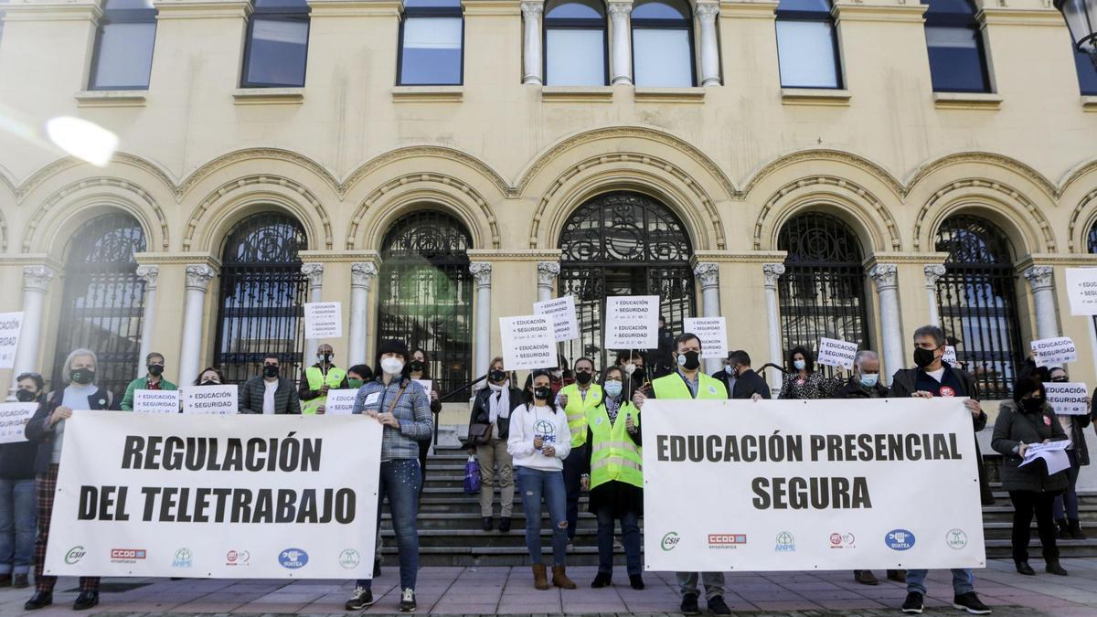 Rechazo total de docentes a las plantillas del próximo curso: “Es ...