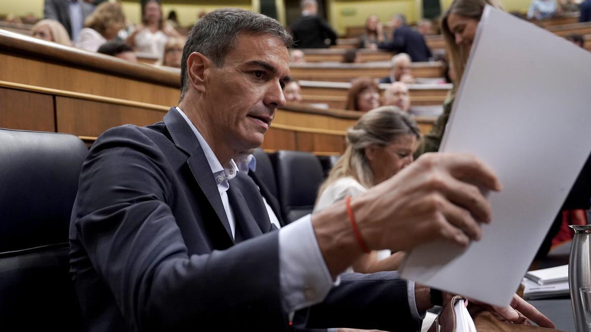 Cuatro claves de las explicaciones de Sánchez por corrupción: entre el 'acoso' y el 'y tú más'