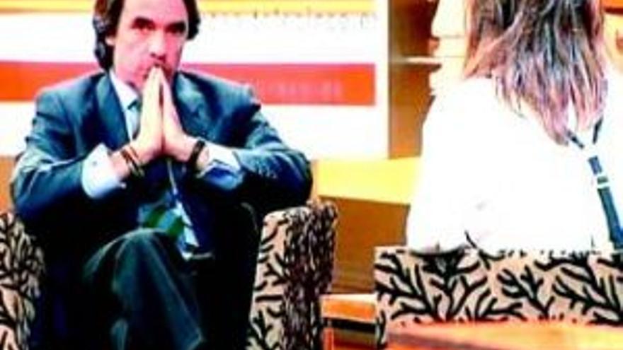 Aznar apoyará a Ana Botella
si aspira a presidir el Gobierno