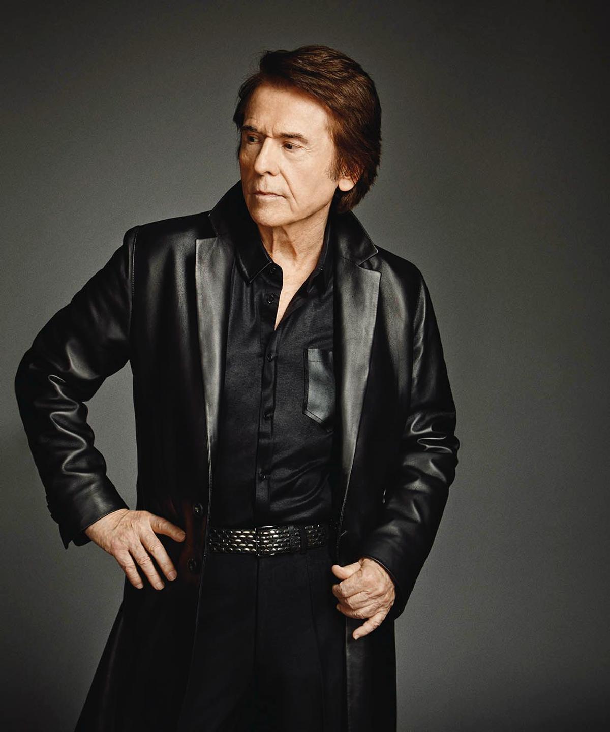 Raphael en la foto del cartel del concierto de Icónica Santalucía Sevilla Fest 2026