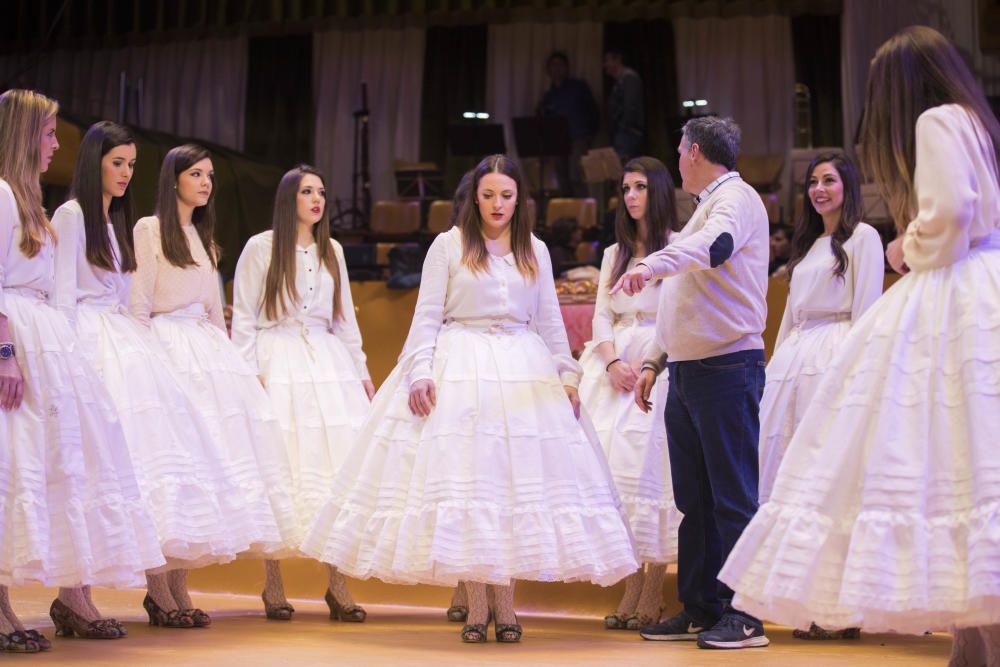 Ensayo de la exaltación de las falleras mayores