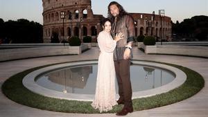 Jason Momoa y su mujer, Lisa Bonet en un cóctel en Italia