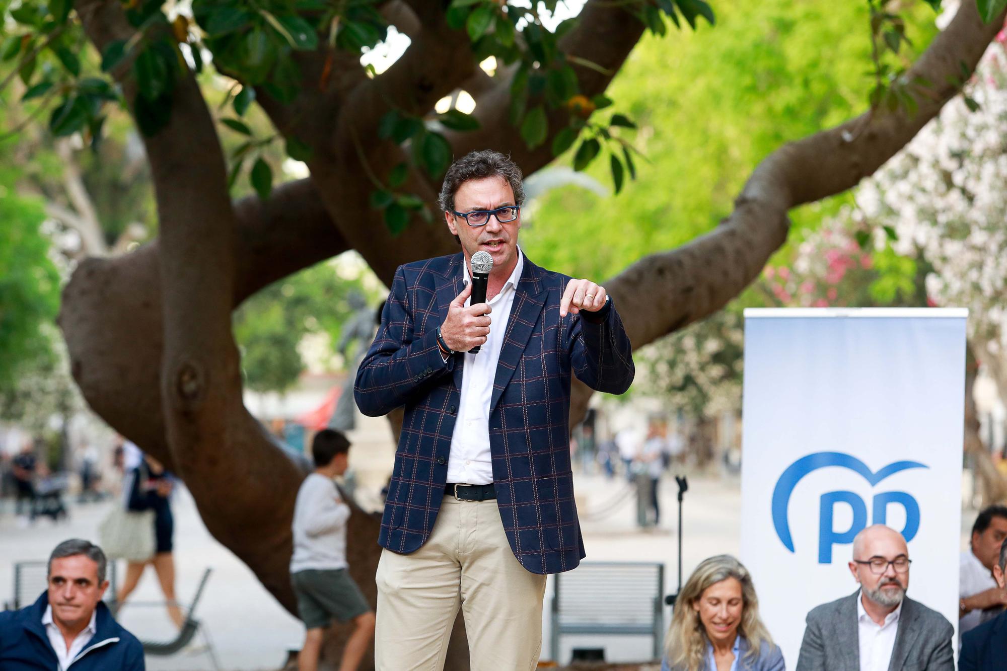 Mita aquí todas las fotos del mitin de cierre de campaña del PP de Ibiza