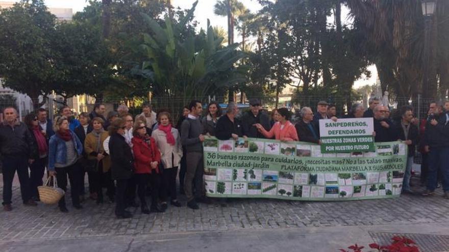 Imagen de una de las protestas vecinales contra el deterioro de la zonas verdes en San Pedro.