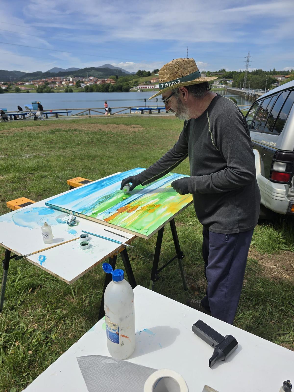 EN IMÁGENES: Así fue el XX Certámen de Pintura de Corvera, con participantes de alrededor de España