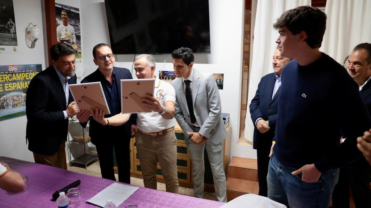La presentación de la sede de la Peña Madridista de Alicante con Mijatovic, en imágenes