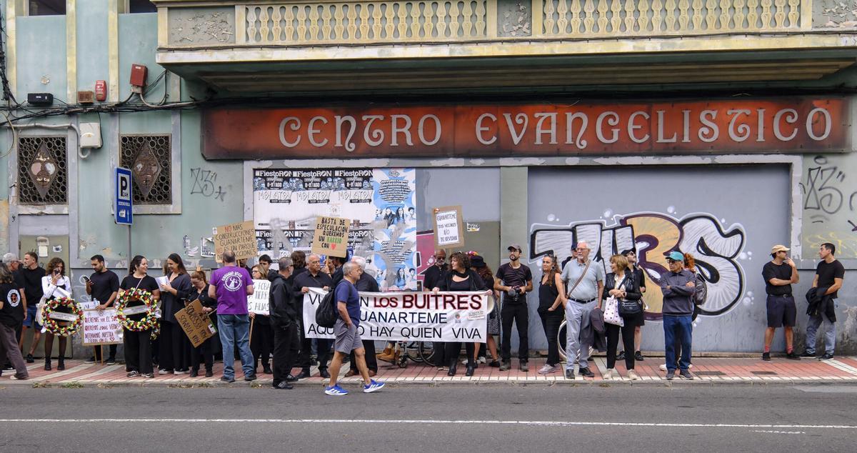 Manifiesto en rechazo a la gentrificación de Guanarteme durante el 'Funeral Jazz'