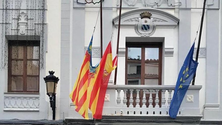 Desolación y dos días de luto en Llucena por la intoxicación mortal de dos vecinos