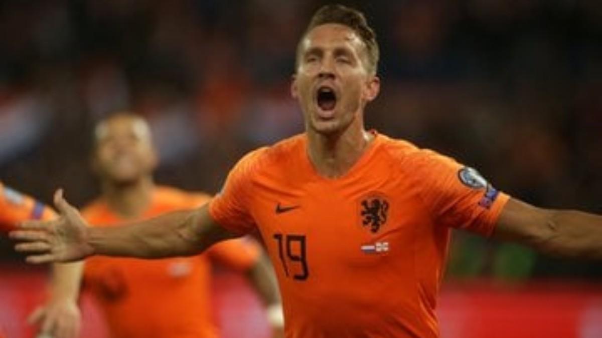 De Jong, celebrando un gol
