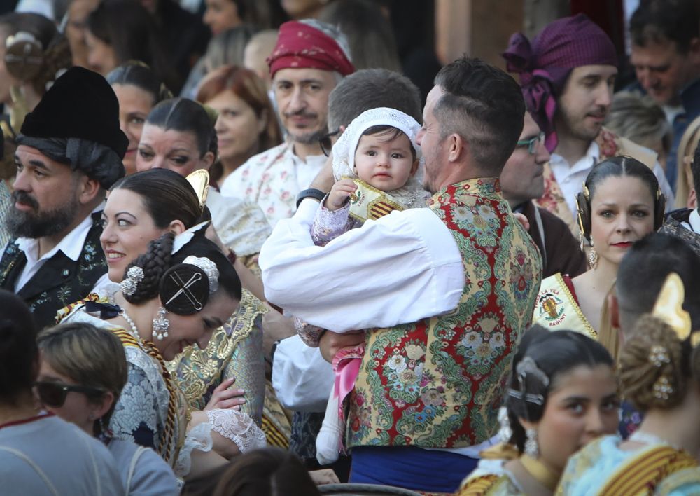 Emoción y nervios en la entrega de premios a las fallas de Sagunt