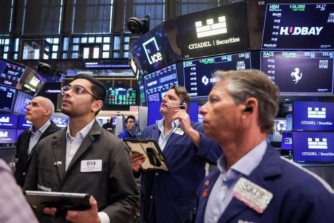 La Justicia de EEUU investiga apuestas millonarias contra el petróleo minutos antes de anuncios clave de Trump sobre Irán