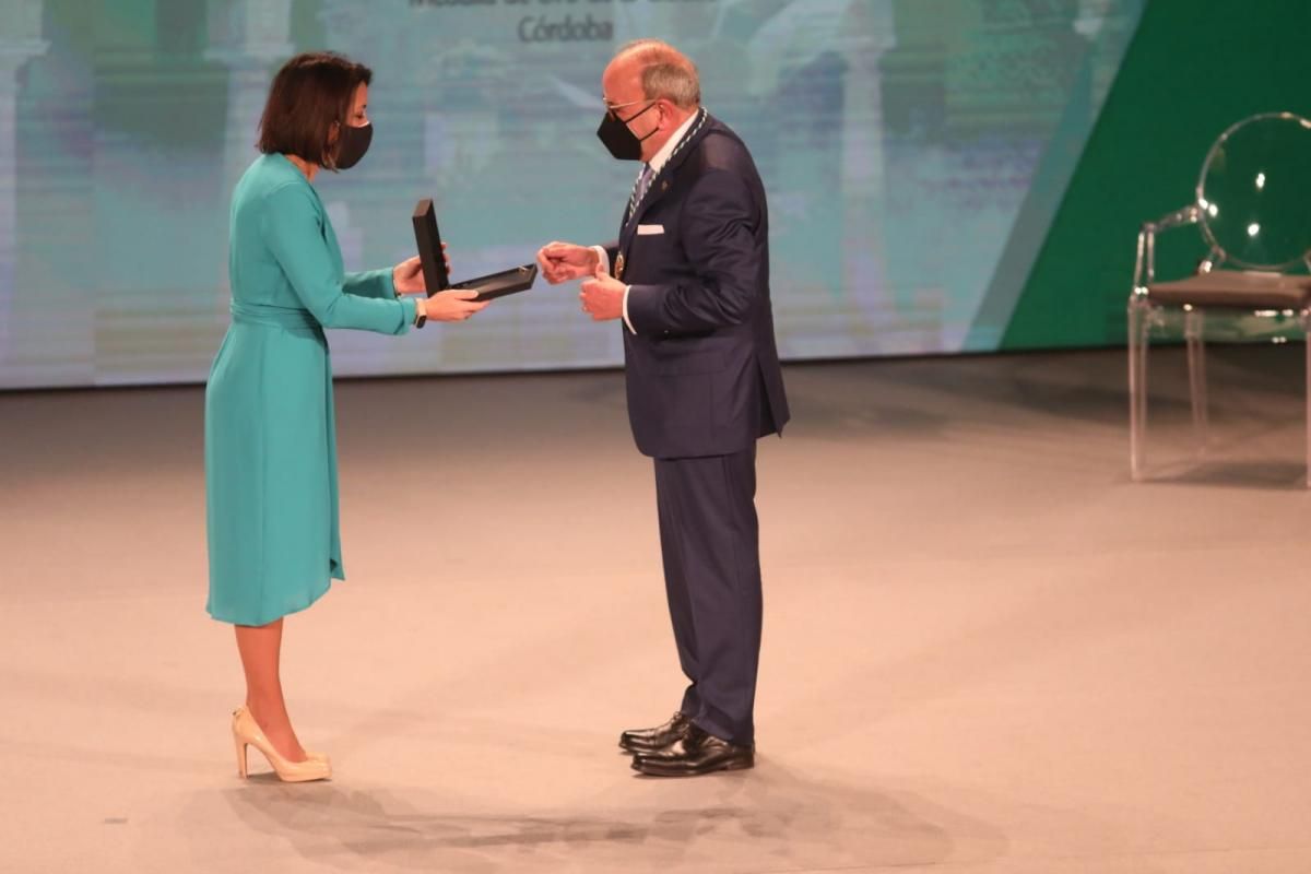 Las imágenes de la entrega de las Medallas de Andalucía y título de Hijo Predilecto