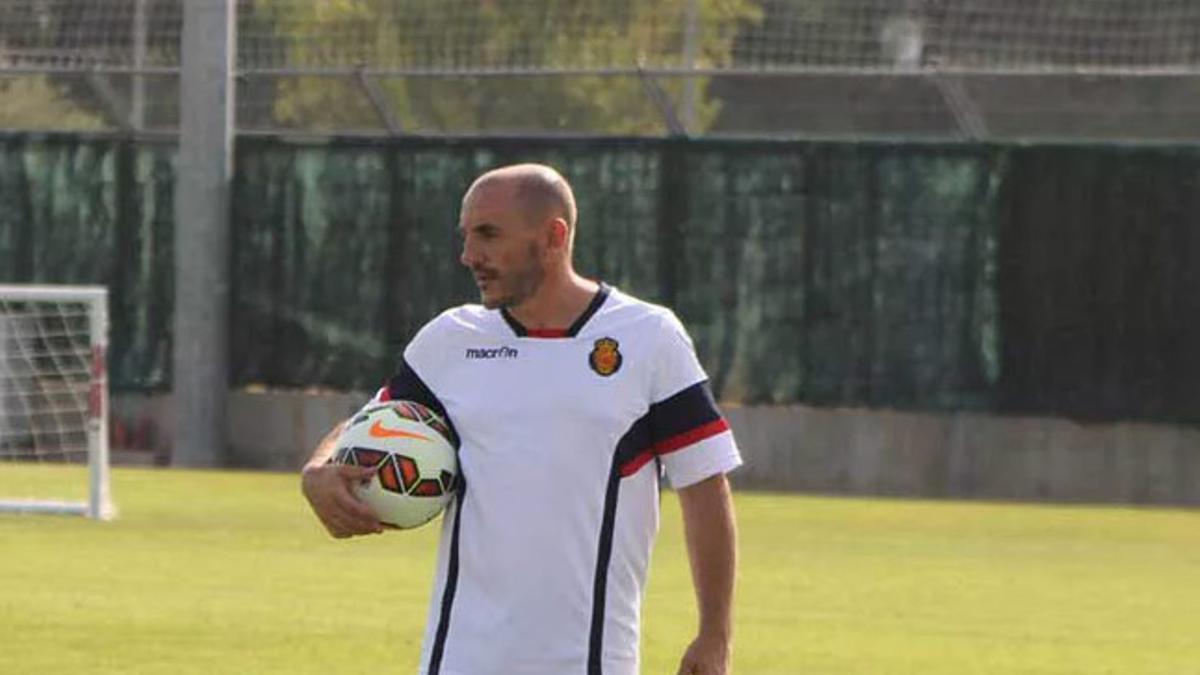 'Chapi' Ferrer durante el entrenamiento del RCD Mallorca