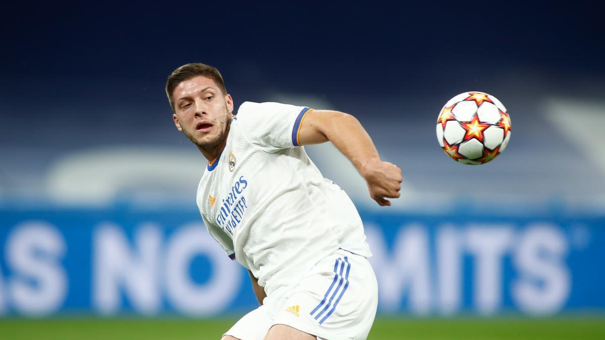 Luka Jovic tiene contrato hasta 2025 con el Real Madrid.