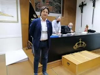 Ricardo Alonso Galán promete dirigir el Santo Entierro desde la colaboración