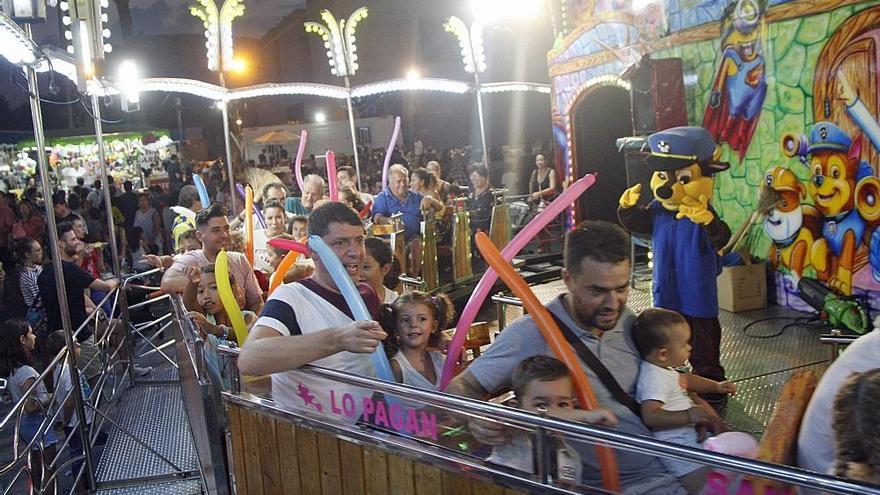 Los niños disfrutan de su día en la Feria.