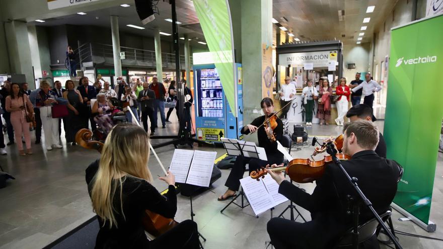 Vectalia lleva la música a la estación de autobuses de Córdoba