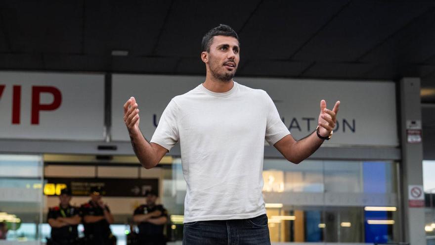 Rodri aterriza en Barcelona para redefinir el juego del Barça
