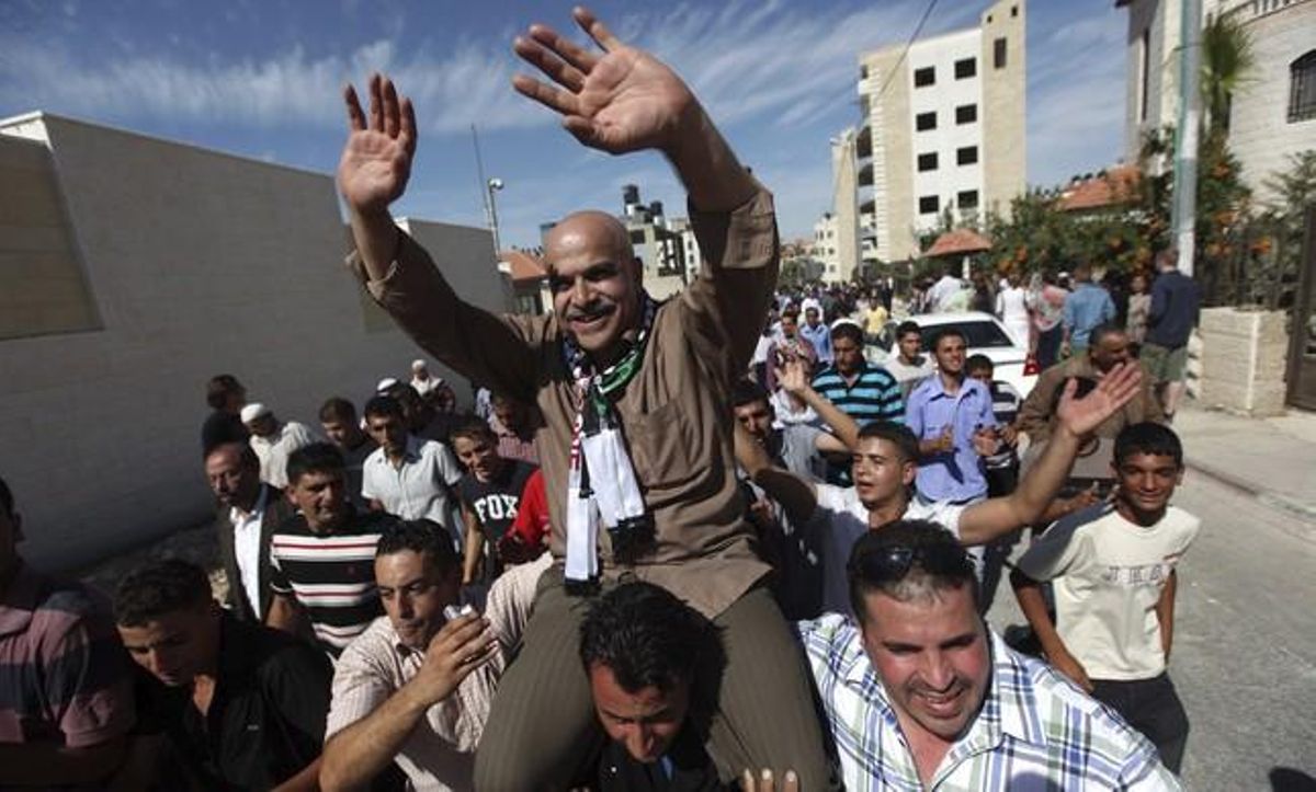 Presoners palestins alliberats són rebuts pels seus familiars i amics a Ramal·la, Cisjordània.