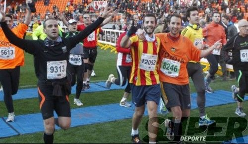 Búscate en la meta de Mestalla