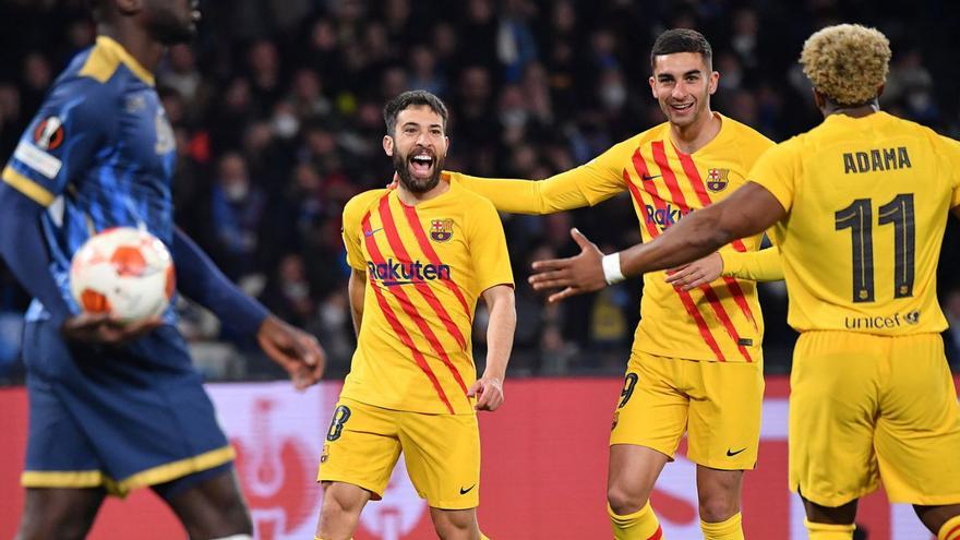 El Barça s’exhibeix a Nàpols per seguir el camí a la Lliga Europa
