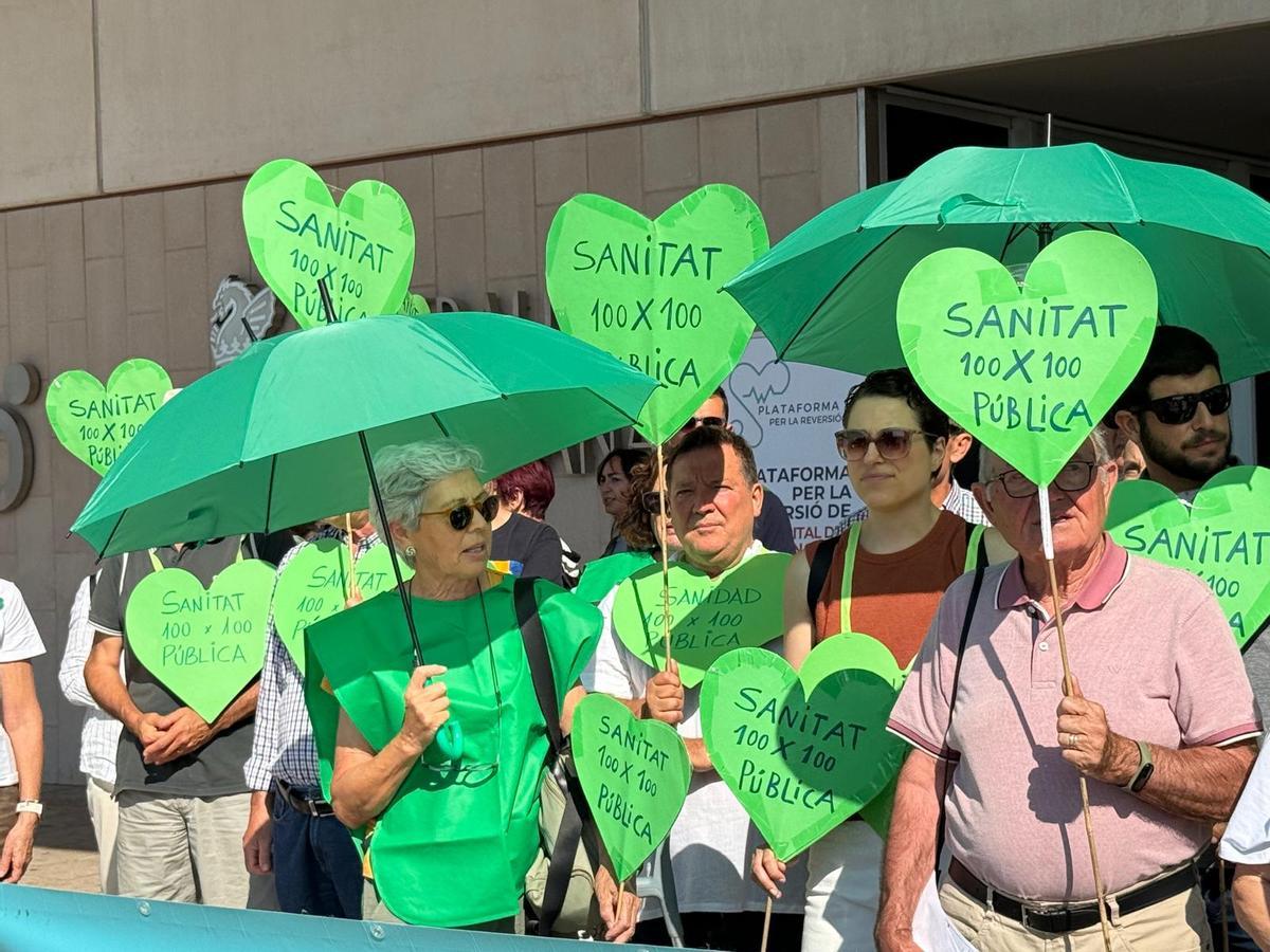 "Sanidad 100x100 pública" es la principal reivindicación de esta plataforma vecinal en Elche