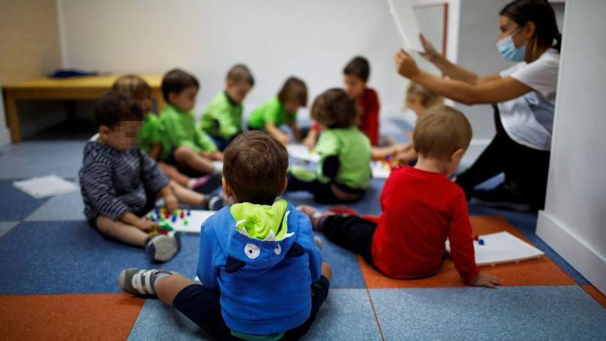 Alumnos de Infantil en un aula.