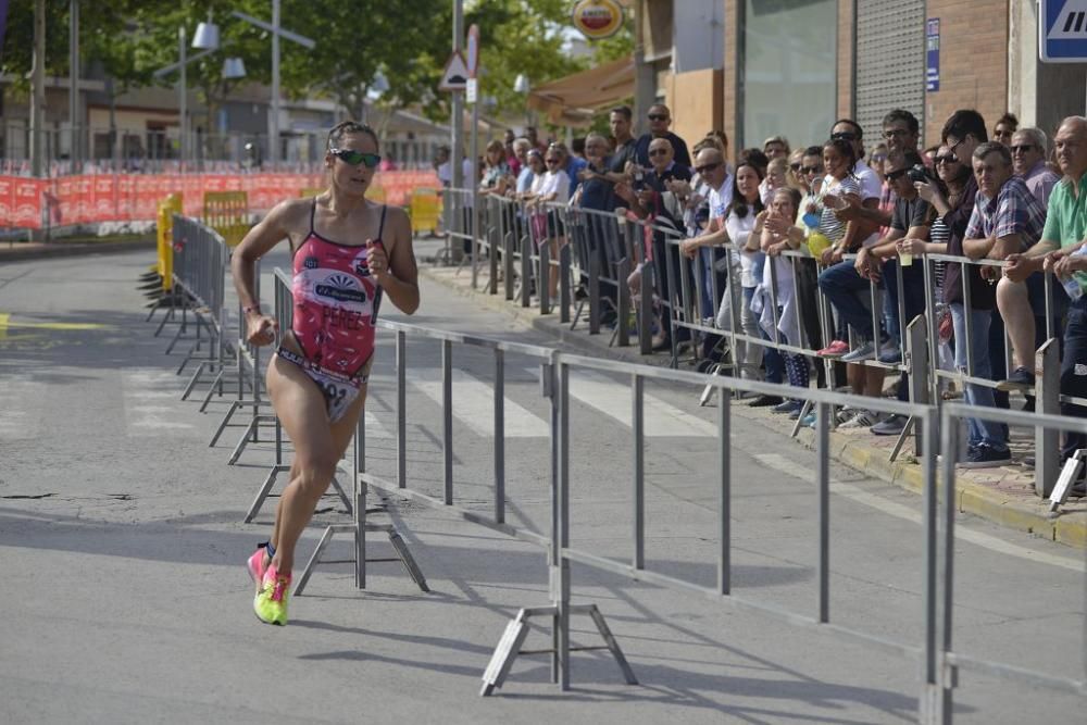 Llegada a la meta del Triatlón Villa de Fuente Álamo