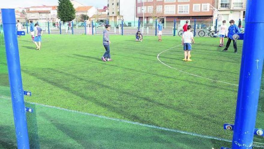 La zona multideportiva de Terra de Porto (O Grove). // Muñiz