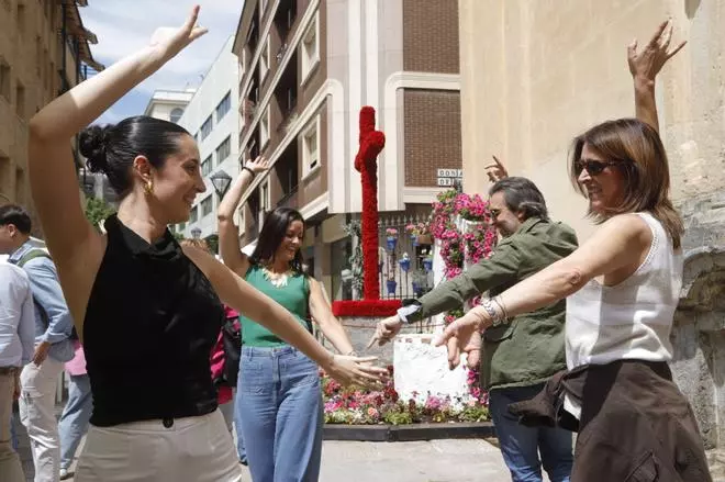 La jornada del jueves de las Cruces de Mayo, en imágenes