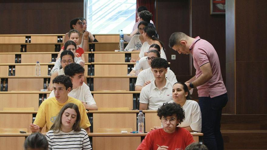 ¿Qué es y quién integra la CIUG, el organismo que organiza la selectividad en Galicia y que ahora está bajo la lupa?