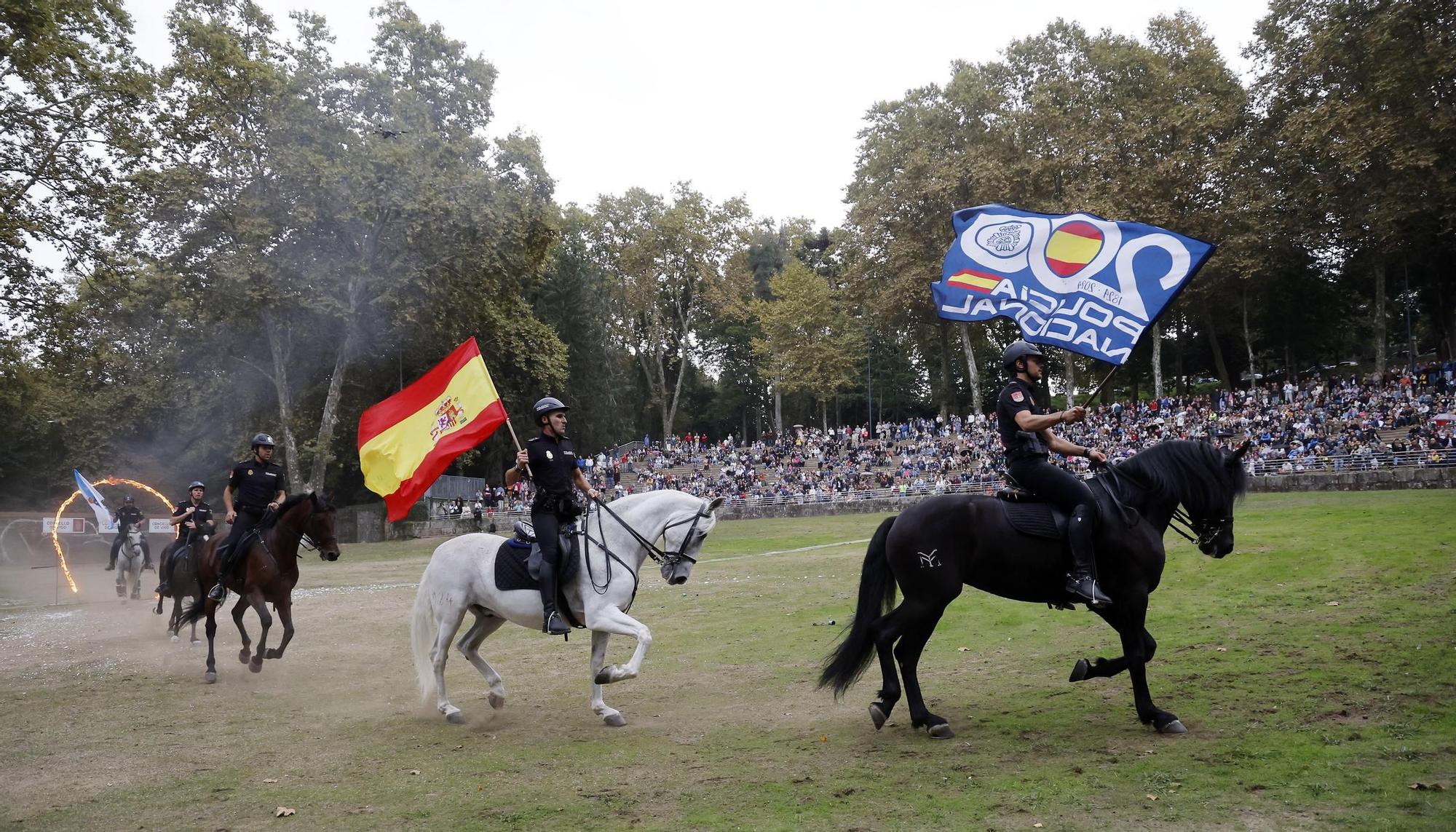Exhibición de la Policía Nacional en el auditorio de Castrelos en Vigo