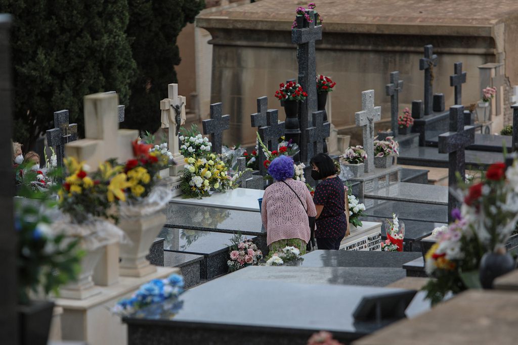 Cementerio de Los Remedios de Cartagena en el Día de Todos los Santos