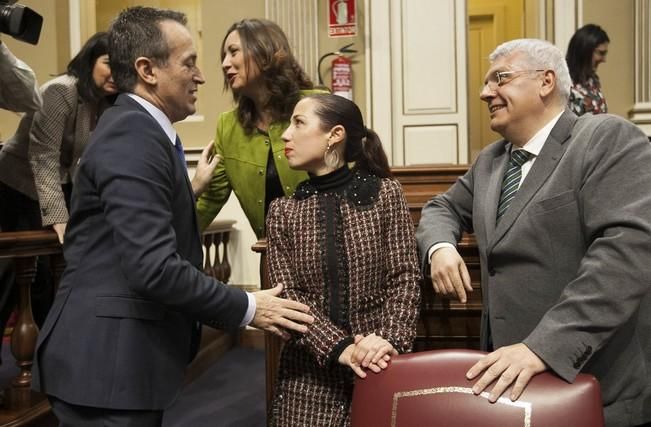 19/01/2017.CANARIAS.Pleno del Parlamento de Canarias..Fotos: Carsten W. Lauritsen