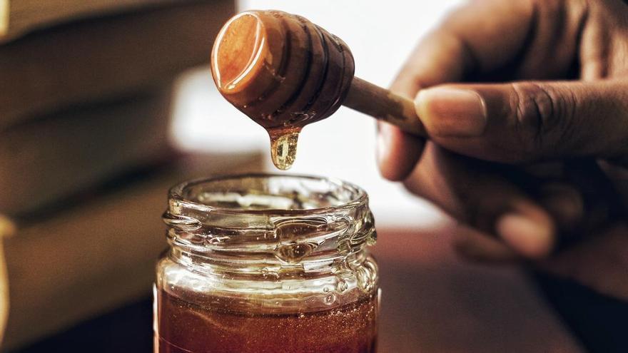 Por qué debes tomar una cucharada de miel todos los dias