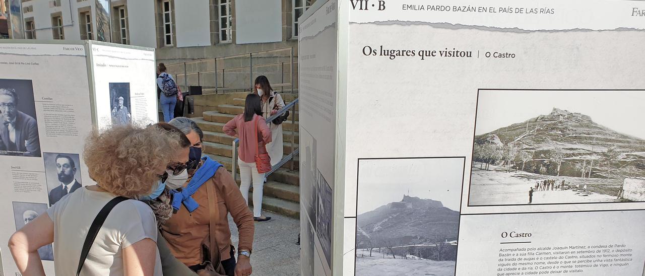 La exposición sobre Emilia Pardo Bazán, que hoy se estrena en O Grove, durante su estancia en Vigo.
