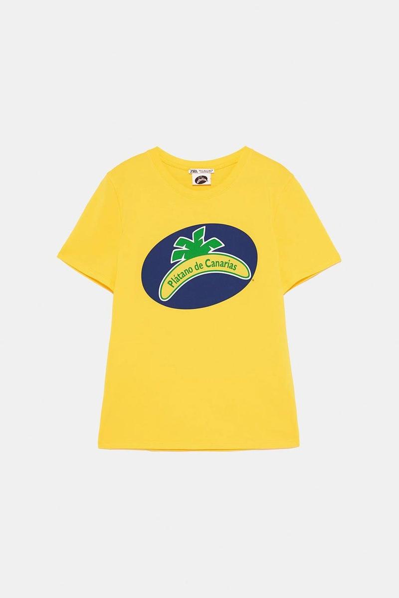 Camiseta plátano de Canarias de Zara (precio: 12,95 euros)