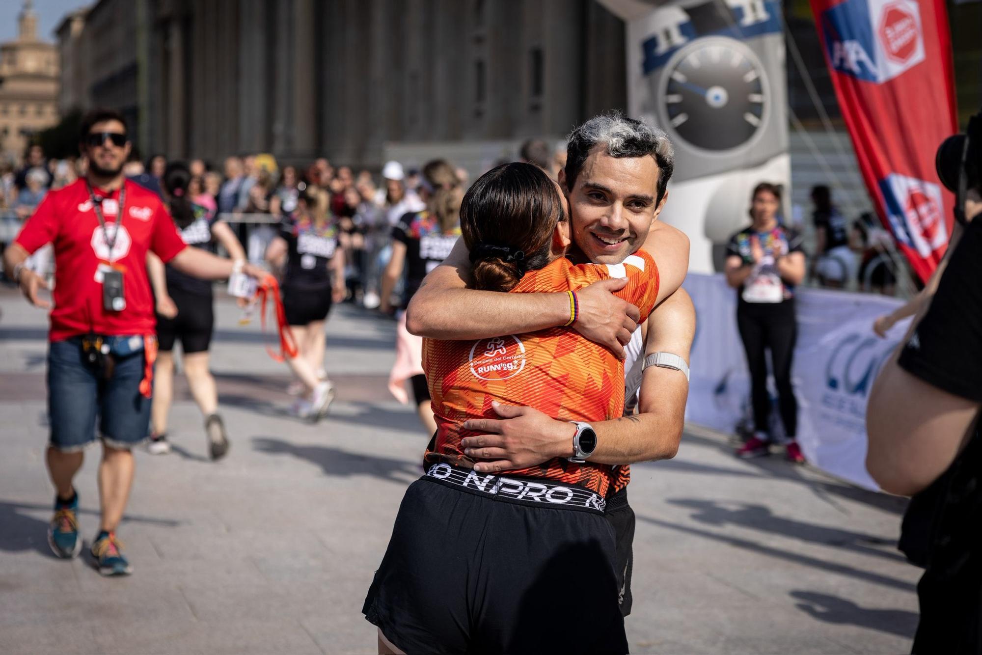 En imágenes | La carrera Ponle Freno sca a la calle a miles de personas en Zaragoza