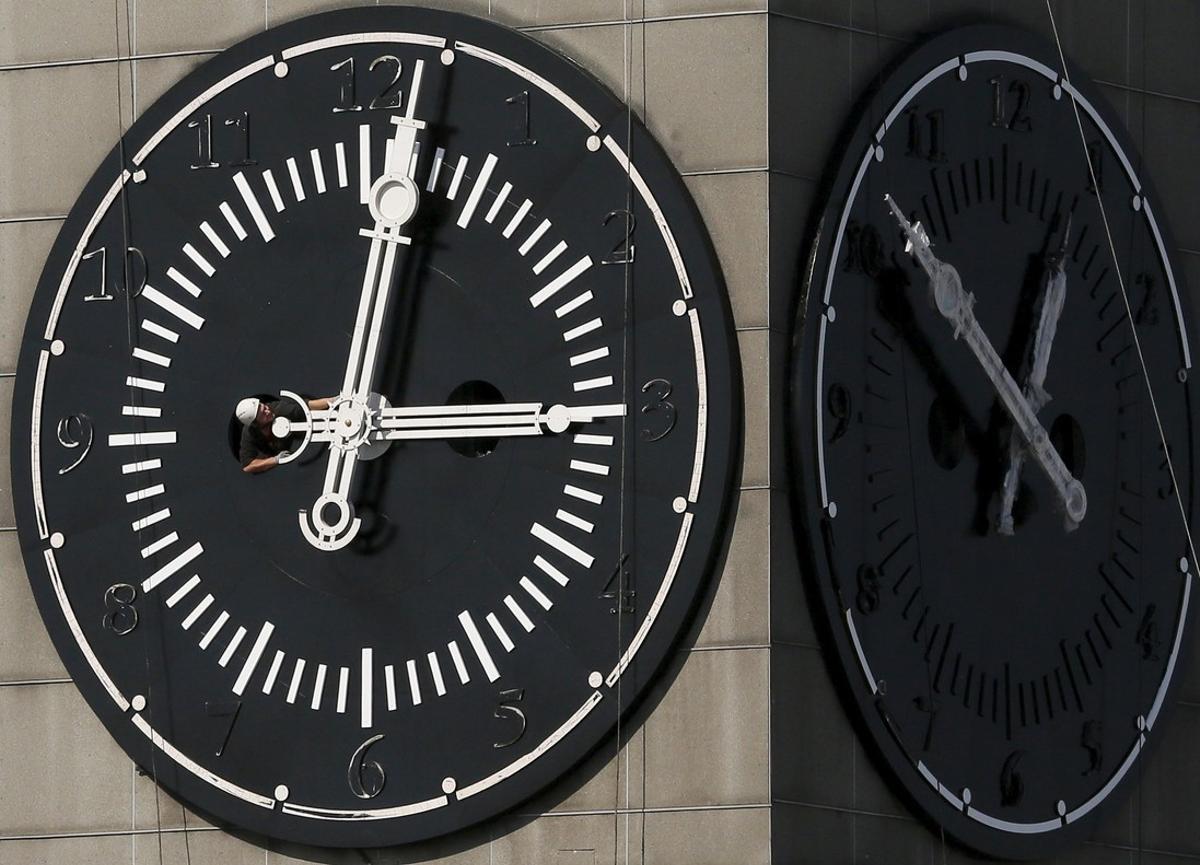 ¿Canvi d'hora? ¡Que sigui l'últim! ¿Canvi d'hora? ¡Que sigui l'últim!